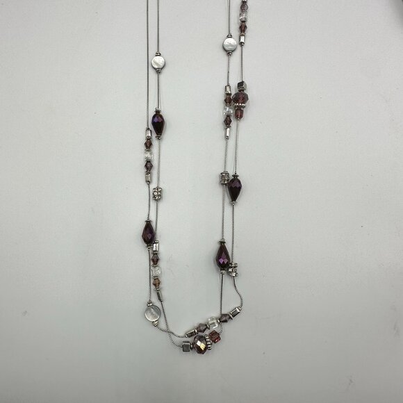 Long Necklace Purple Beads Glass Mother of Pearl Silver Tone Chain Layered - Picture 5 of 15
